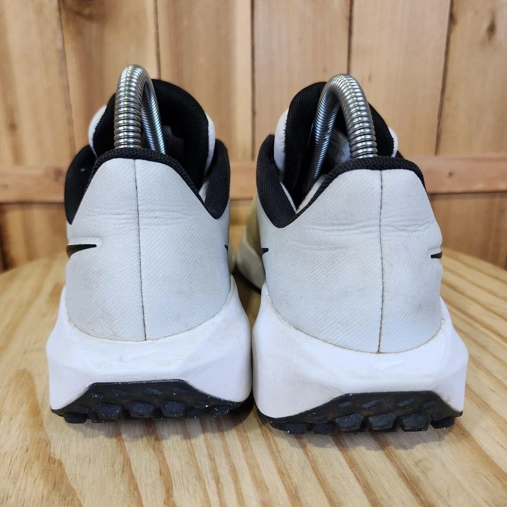 Nike Infinity G Next Nature Golf Shoes Mens 7 Beige Spikeless Athletic Sneakers